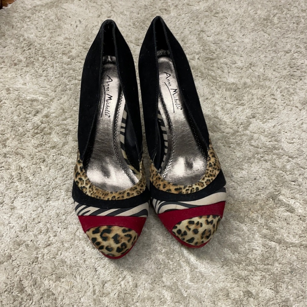 Leopard Heals